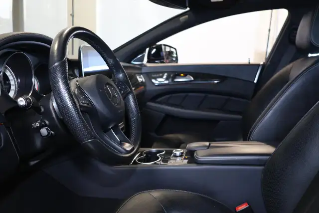2017 Mercedes-Benz CLS-Class CLS550 4MATIC - AMGPKG|SUNROOF|NAVI - Photo 7