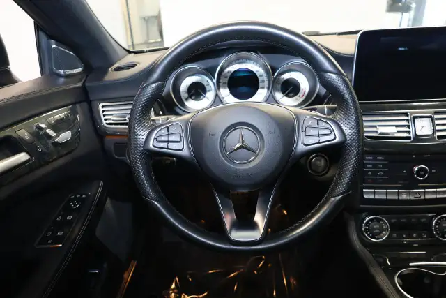 2017 Mercedes-Benz CLS-Class CLS550 4MATIC - AMGPKG|SUNROOF|NAVI - Photo 13