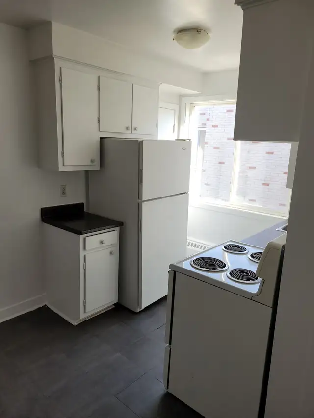 Lasalle 3 ½ disponible pour juillet