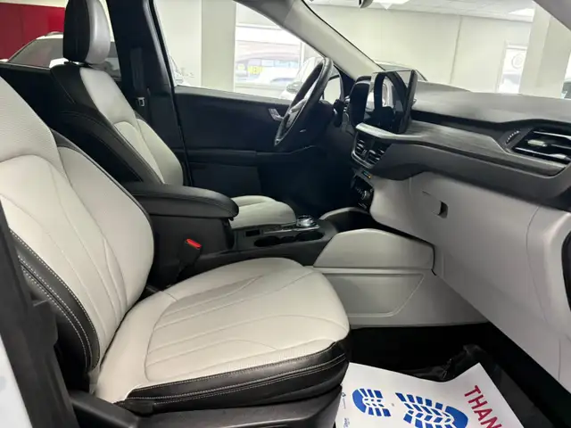 2025 Ford Escape Platinum AWD - Photo 19
