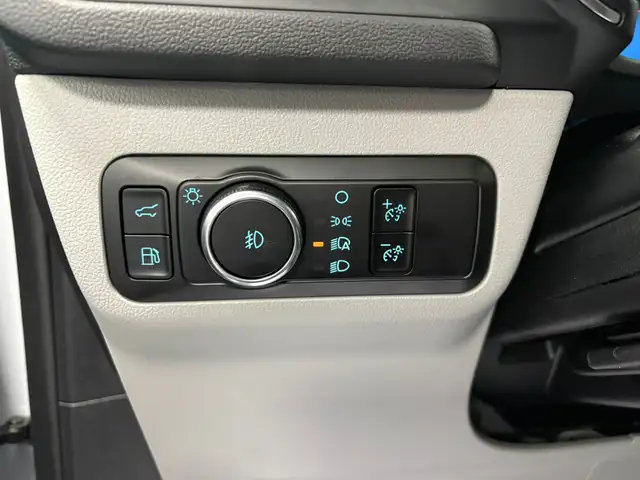 2025 Ford Escape Platinum AWD - Photo 22