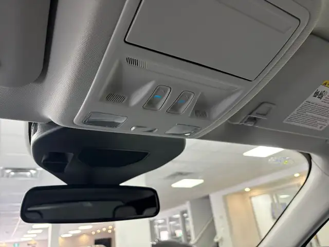 2025 Ford Escape Platinum AWD - Photo 31