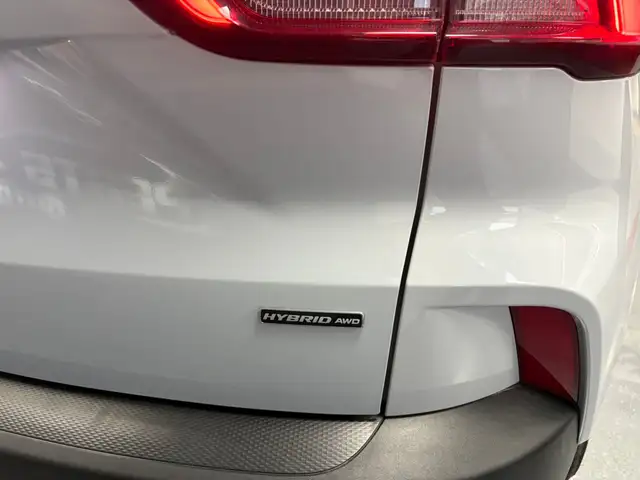 2025 Ford Escape Platinum AWD - Photo 33