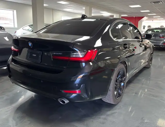 2021 BMW 3-Series 330i xDrive Sedan North America - Photo 5