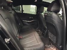 2021 BMW 3-Series 330i xDrive Sedan North America - Photo 19