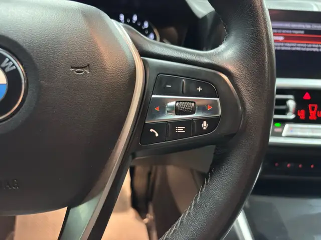 2021 BMW 3-Series 330i xDrive Sedan North America - Photo 25