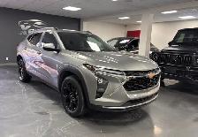 2024 Chevrolet Trax FWD 4dr LT - Photo 2