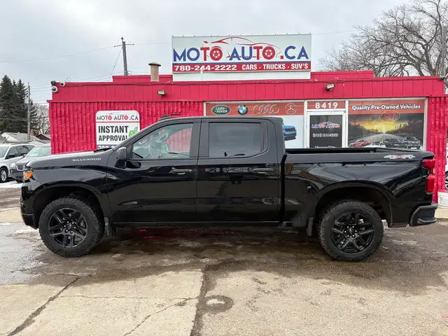 2024 Chevrolet Silverado 1500 Custom - Photo 3