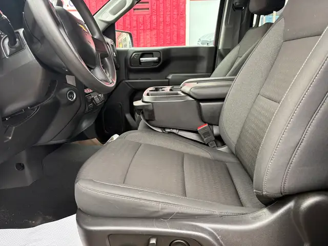 2024 Chevrolet Silverado 1500 Custom - Photo 5