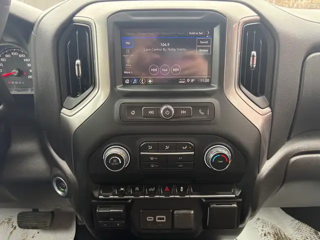 2024 Chevrolet Silverado 1500 Custom - Photo 9