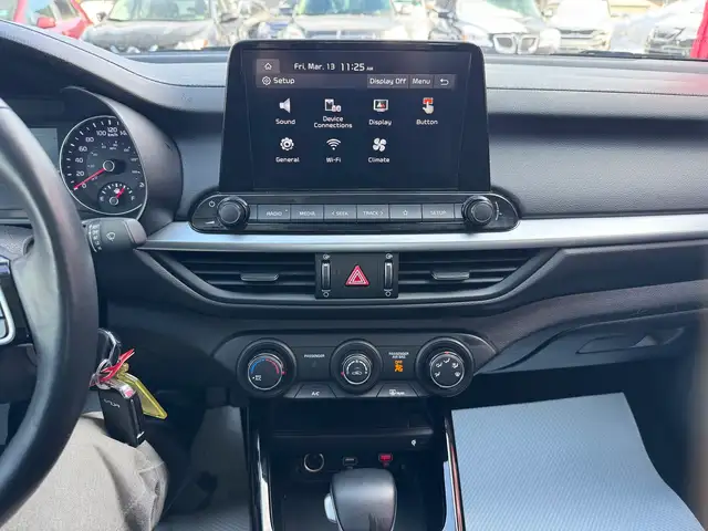 2024 Kia Forte EX - Photo 7