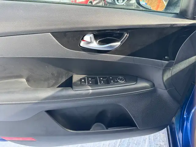 2024 Kia Forte EX - Photo 13