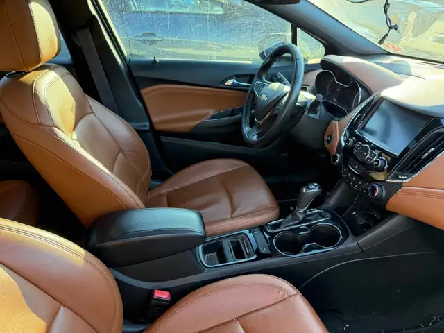 2017 CHEVROLET CRUZE PREMIER AUTO | 1 OWNER | GORGEOUS - Photo 6