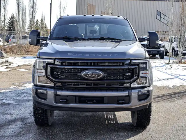 2022 Ford Super Duty F-350 SRW LARIAT 6.7L Tremor Off-Road - Photo 3