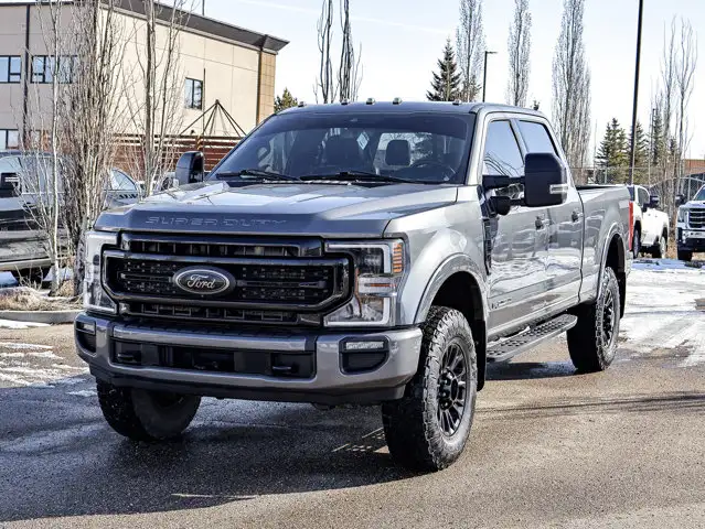 2022 Ford Super Duty F-350 SRW LARIAT 6.7L Tremor Off-Road - Photo 4