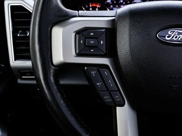 2022 Ford Super Duty F-350 SRW LARIAT 6.7L Tremor Off-Road - Photo 22