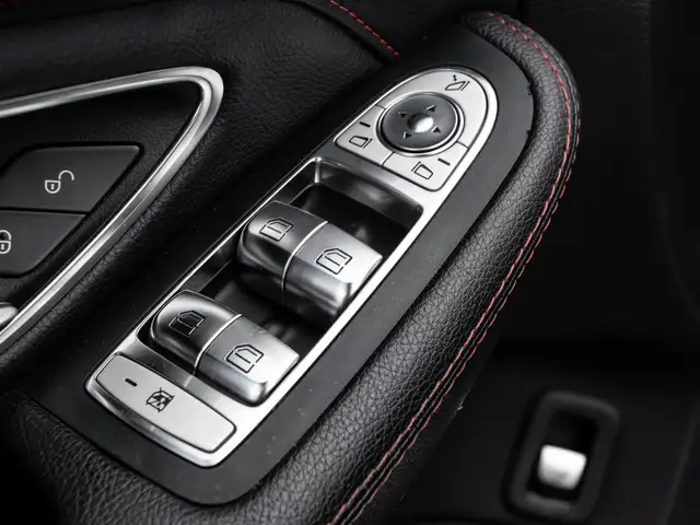 2019 Mercedes-Benz C-Class C300|NAV|SUNROOF|BURMESTER|CLEAN CARF - Photo 10