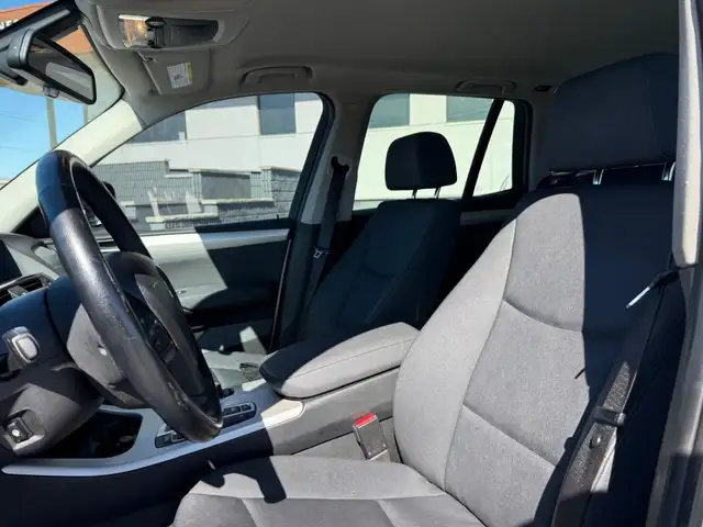 2013 BMW X3 XDRIVE28I | SUPER CLEAN - Photo 20