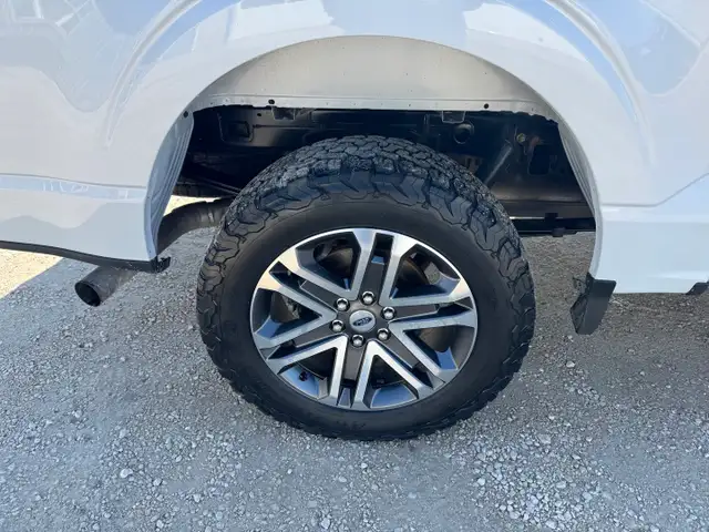 2022 Ford F-150 - Photo 5