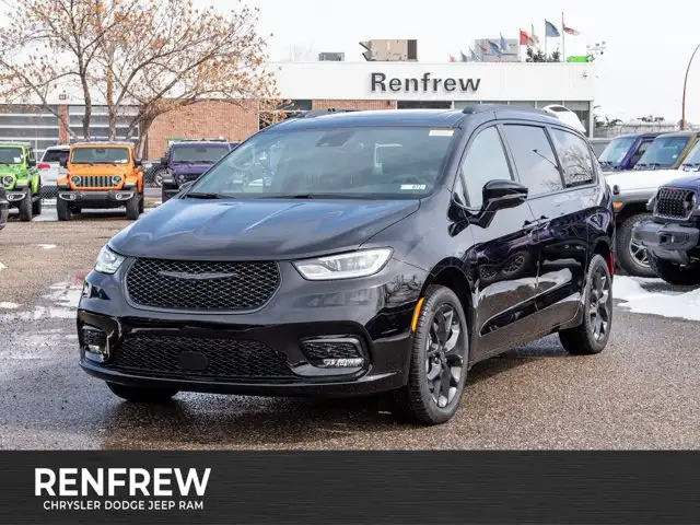 2026 Chrysler Pacifica Select