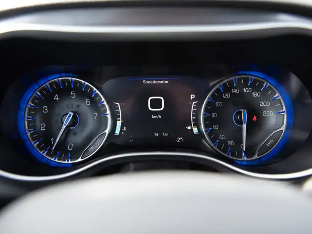 2026 Chrysler Pacifica Select - Photo 10