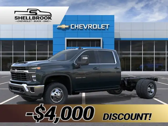 2026 Chevrolet Silverado 3500HD LT - Photo 2