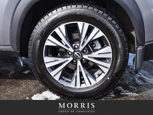 2023 Nissan Rogue SV - Photo 8