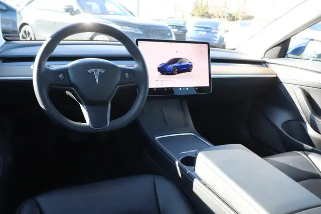 2022 Tesla Model 3 - Photo 10