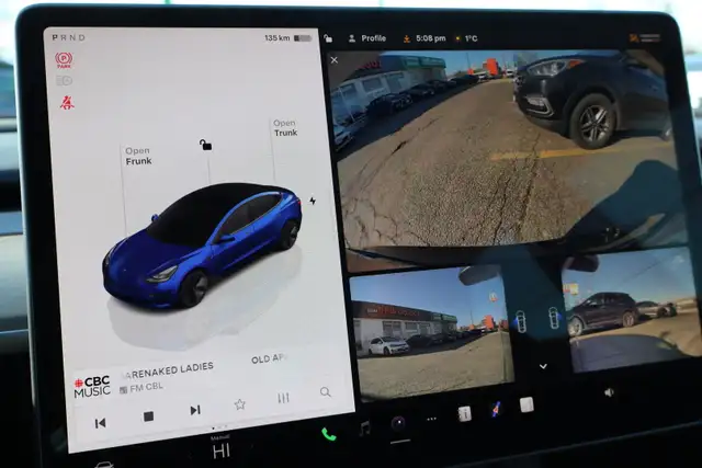 2022 Tesla Model 3 - Photo 19