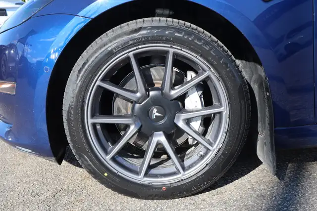 2022 Tesla Model 3 - Photo 26