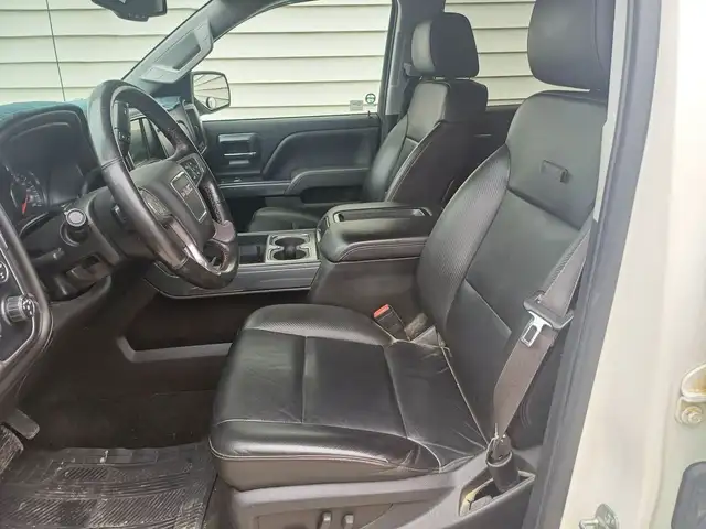 2014 GMC Sierra SLT All-Terrain with Trailer Brakes, Tow/Haul, a - Photo 8