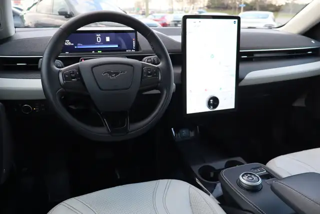 2023 Ford Mustang Mach-E - Photo 11