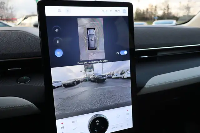 2023 Ford Mustang Mach-E - Photo 23