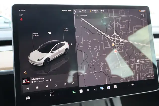 2023 Tesla Model 3 - Photo 20