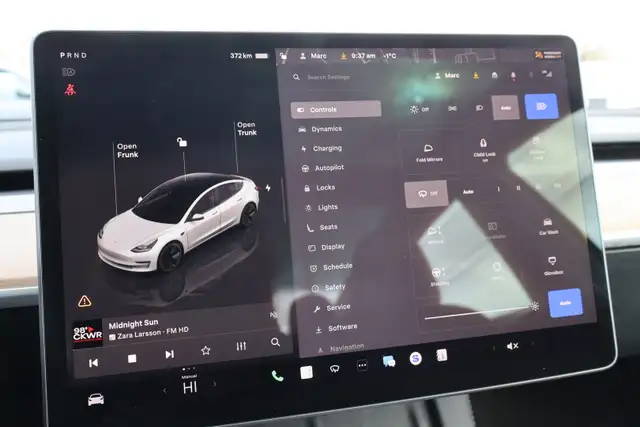 2023 Tesla Model 3 - Photo 21