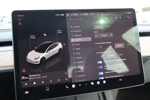 2023 Tesla Model 3 - Photo 24