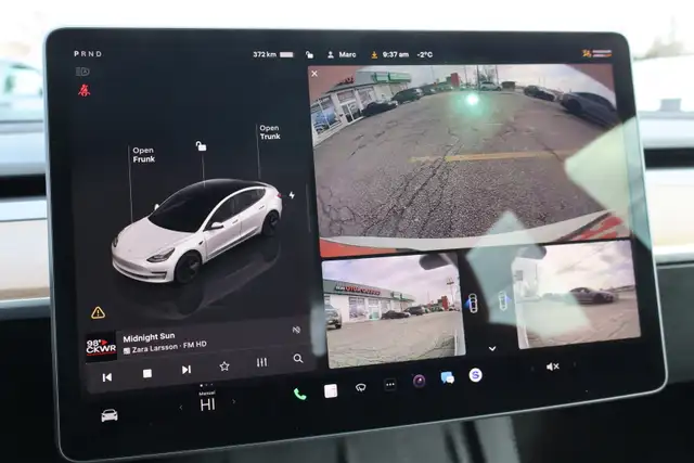 2023 Tesla Model 3 - Photo 27