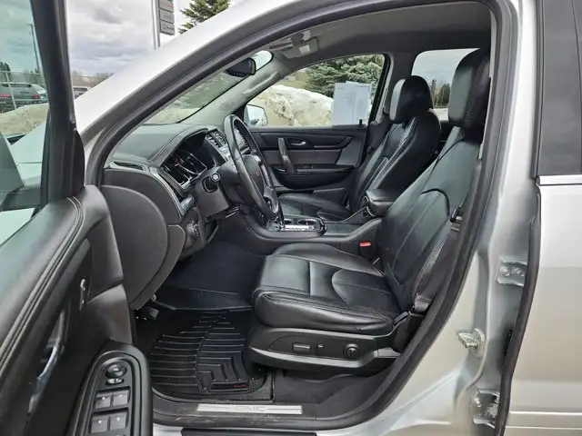 2015 GMC Acadia SLT 7 Pass Htd Lthr Park Assist - Photo 11