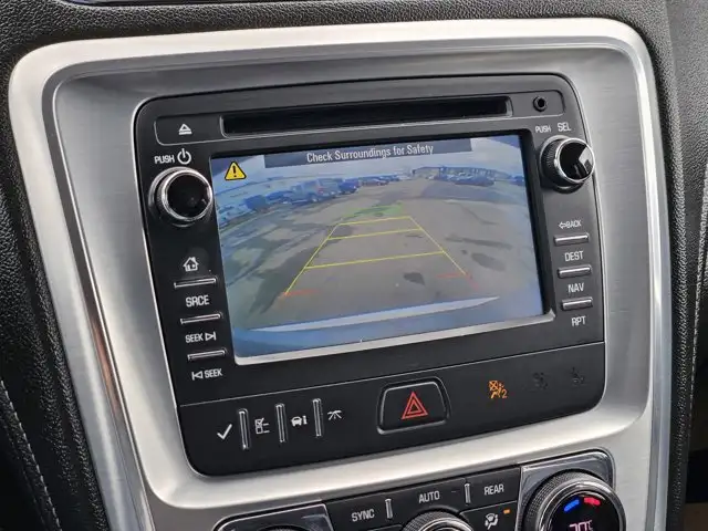 2015 GMC Acadia SLT 7 Pass Htd Lthr Park Assist - Photo 18