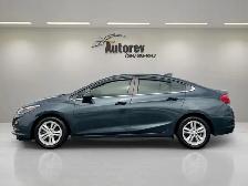 2017 Chevrolet Cruze LT - Photo 2