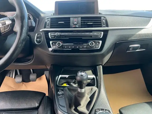 2018 BMW M2 - Photo 16