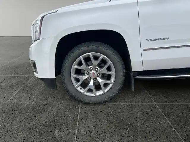2017 GMC Yukon SLT - Photo 11