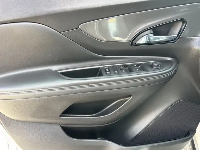 2017 Buick Encore Essence - Photo 8