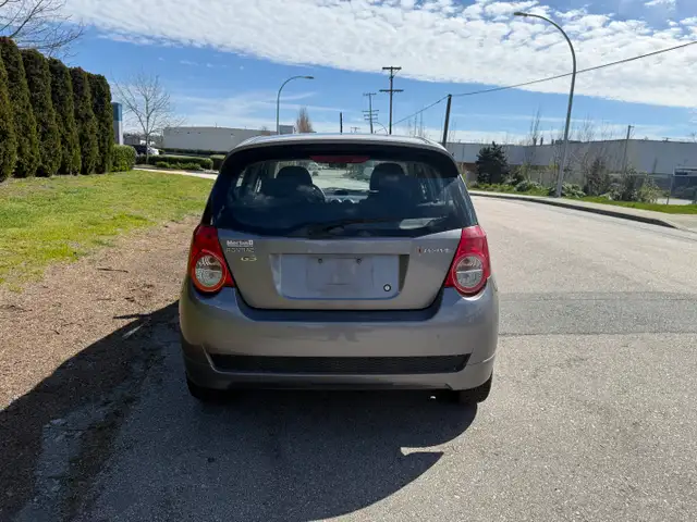 2009 PONTIAC WAVE G3 SE AUTOMATIC A/C MOONROOF LOCAL BC ! - Photo 6
