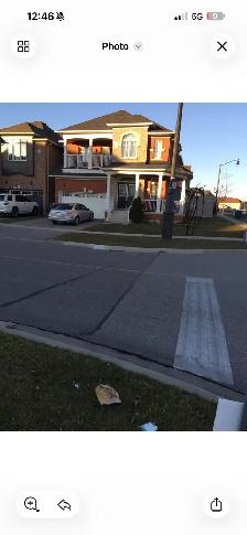 Brampton Legal Basement for Rent - Photo 2