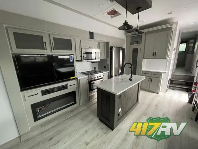 2025 Keystone RV Montana High Country 351BH - Photo 7