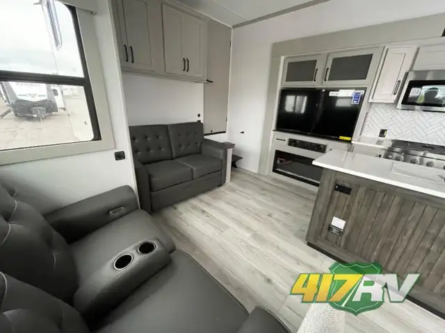 2025 Keystone RV Montana High Country 351BH - Photo 9
