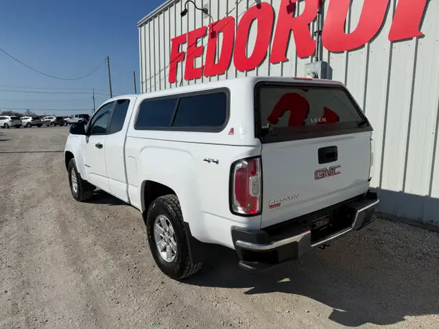2019 GMC Canyon Ext. Cab 4WD - Photo 2