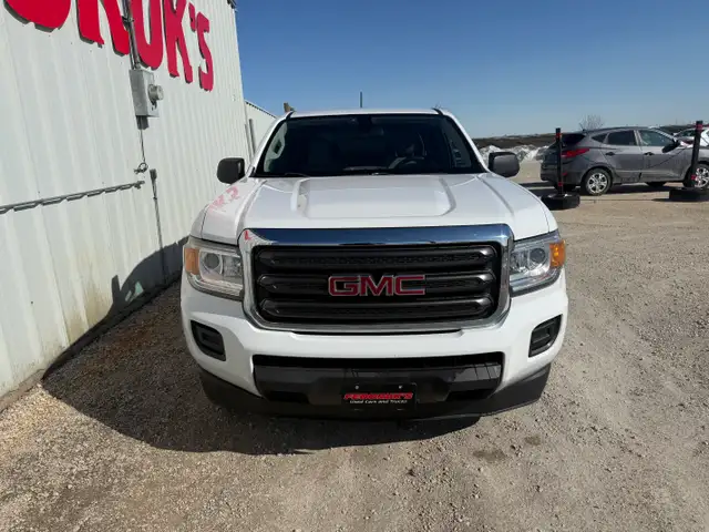 2019 GMC Canyon Ext. Cab 4WD - Photo 6