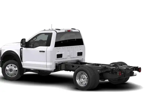 2026 Ford F-550 Super Duty DRW XLT - Photo 2